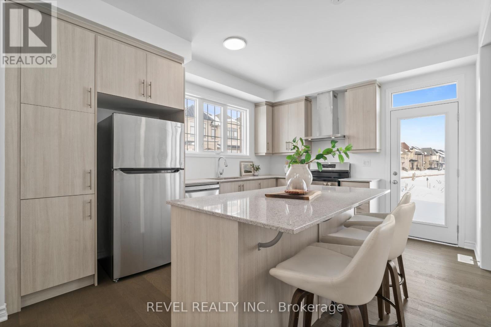 1310 Pelican Passage, Oakville, Ontario  L6H 8B3 - Photo 11 - W12779206