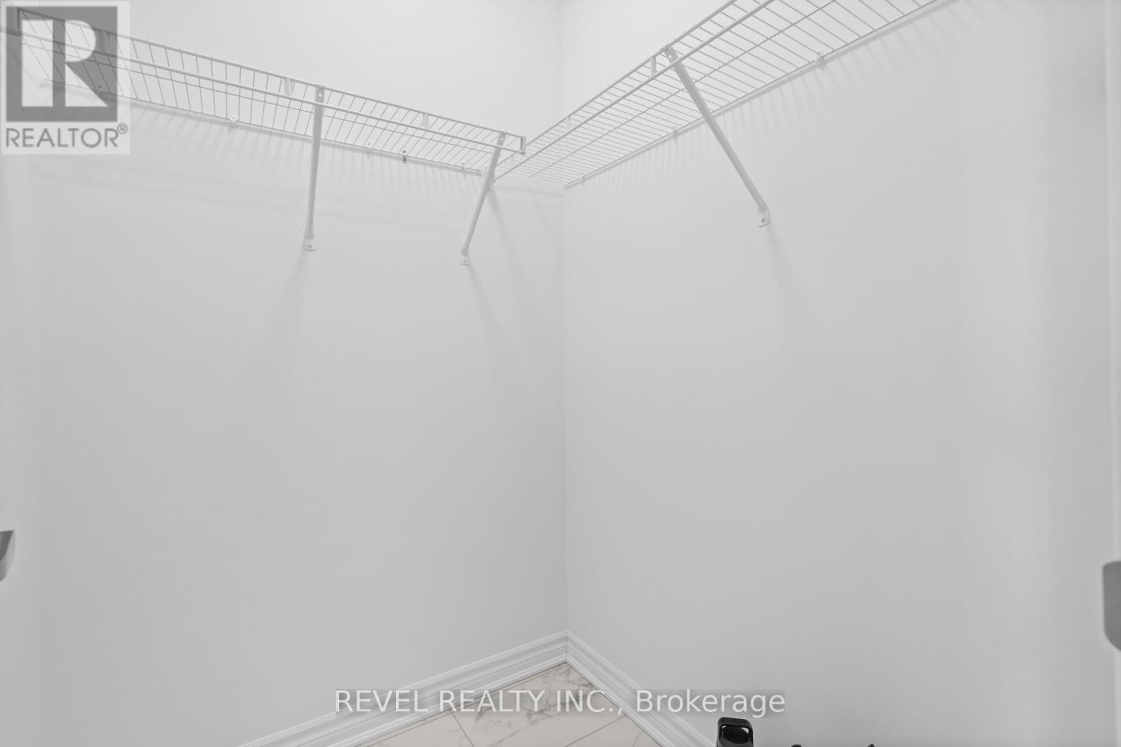 1310 Pelican Passage, Oakville, Ontario  L6H 8B3 - Photo 18 - W12779206