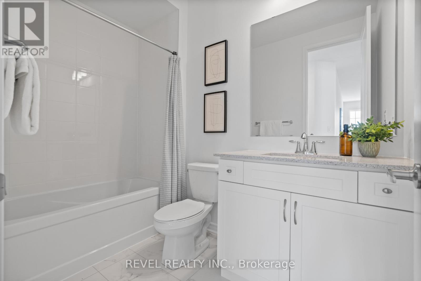 1310 Pelican Passage, Oakville, Ontario  L6H 8B3 - Photo 34 - W12779206