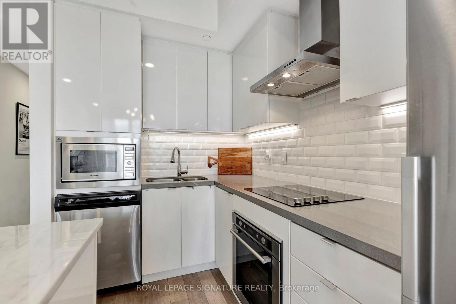 331 - 5230 Dundas Street, Burlington, Ontario  L7L 0J5 - Photo 6 - W12779248