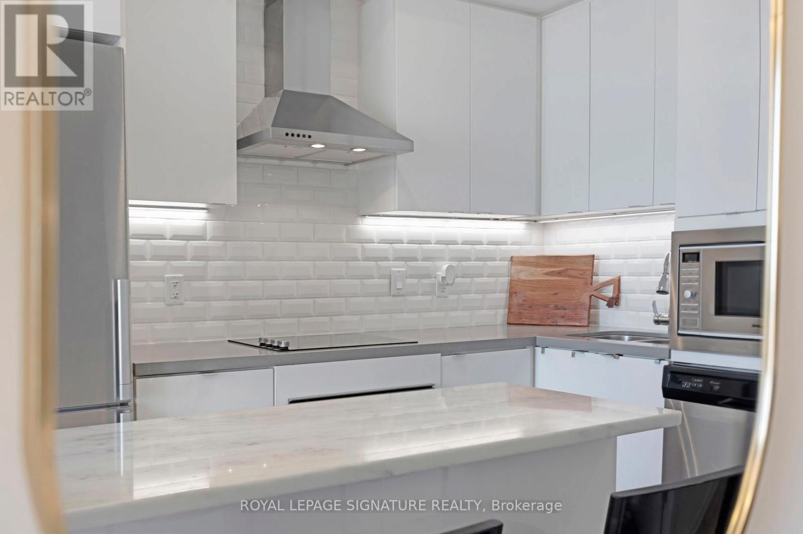 331 - 5230 Dundas Street, Burlington, Ontario  L7L 0J5 - Photo 8 - W12779248