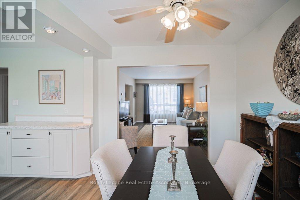 51 - 5475 Lakeshore Road, Burlington, Ontario  L7L 1E1 - Photo 14 - W12779284