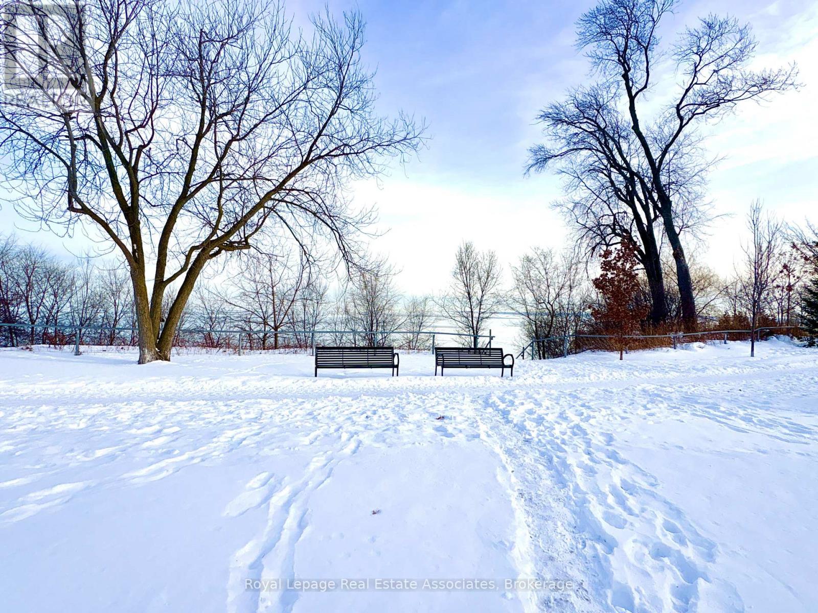 51 - 5475 Lakeshore Road, Burlington, Ontario  L7L 1E1 - Photo 3 - W12779284