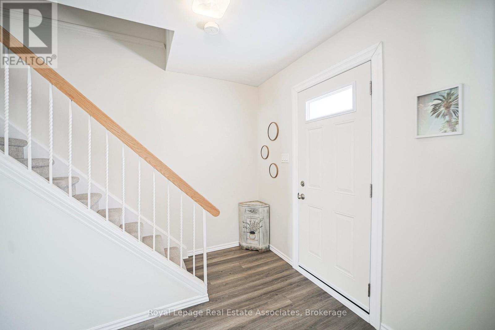 51 - 5475 Lakeshore Road, Burlington, Ontario  L7L 1E1 - Photo 4 - W12779284