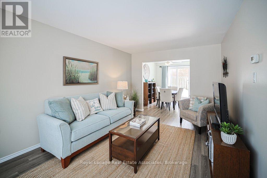 51 - 5475 Lakeshore Road, Burlington, Ontario  L7L 1E1 - Photo 5 - W12779284