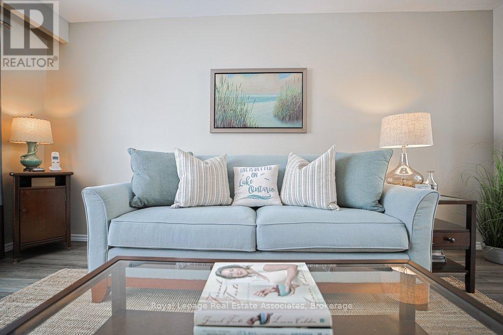 51 - 5475 Lakeshore Road, Burlington, Ontario  L7L 1E1 - Photo 7 - W12779284