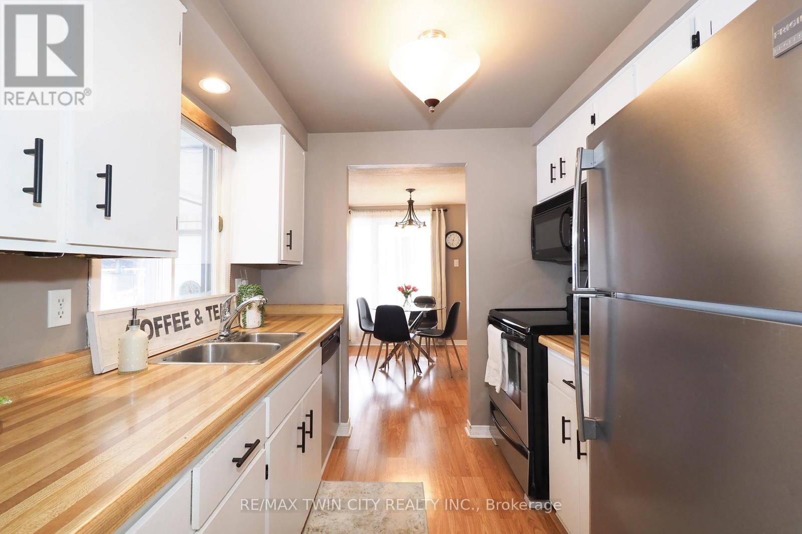 24 Blackwell Drive, Kitchener, Ontario  N2N 1P5 - Photo 17 - X12779306