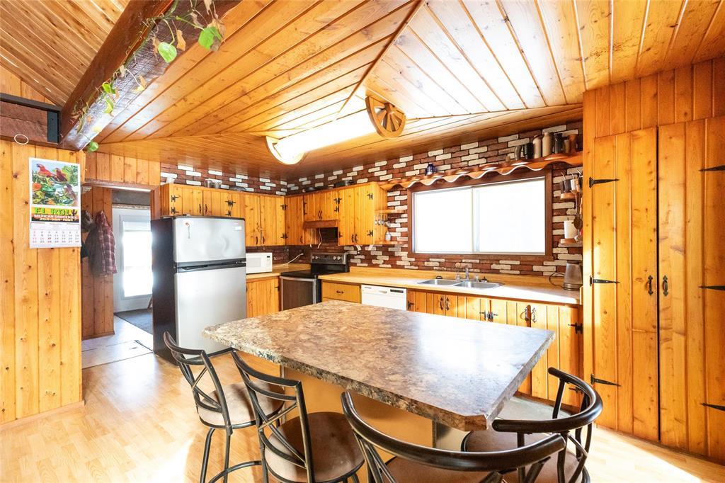 46 Beau Sapin Street, Marchand, Manitoba  R0A 0Z0 - Photo 6 - 202602462