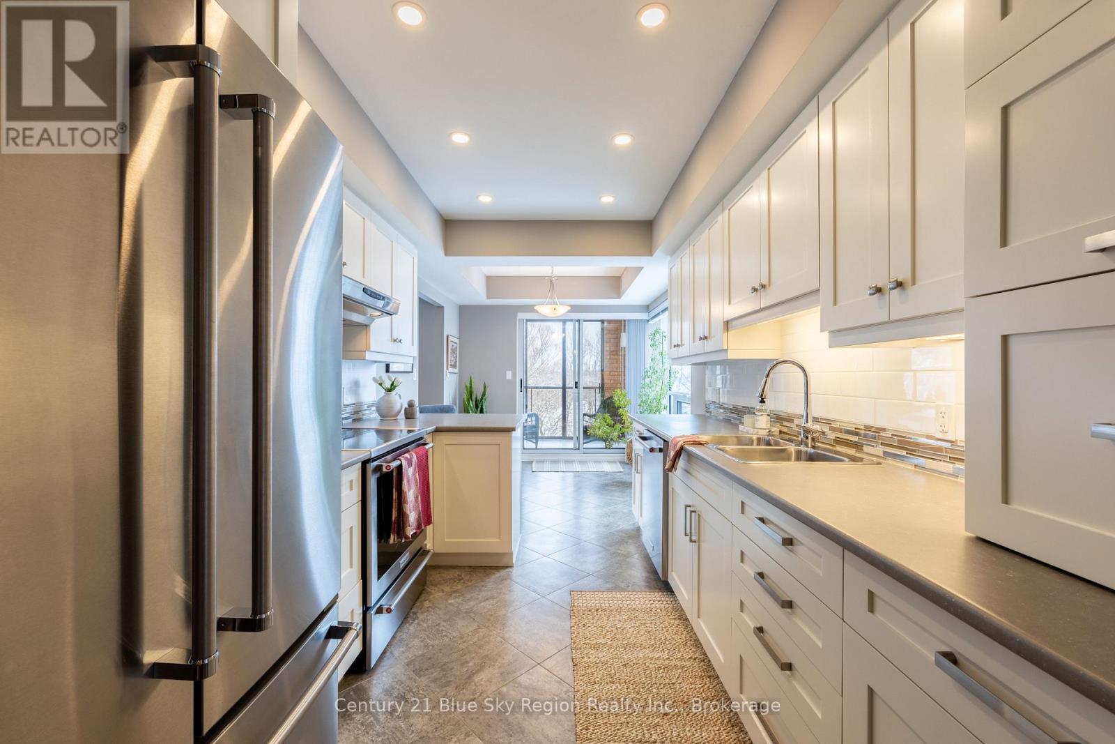 301 - 155 Timmins Street, North Bay (West End), Ontario  P1B 9K8 - Photo 12 - X12779332