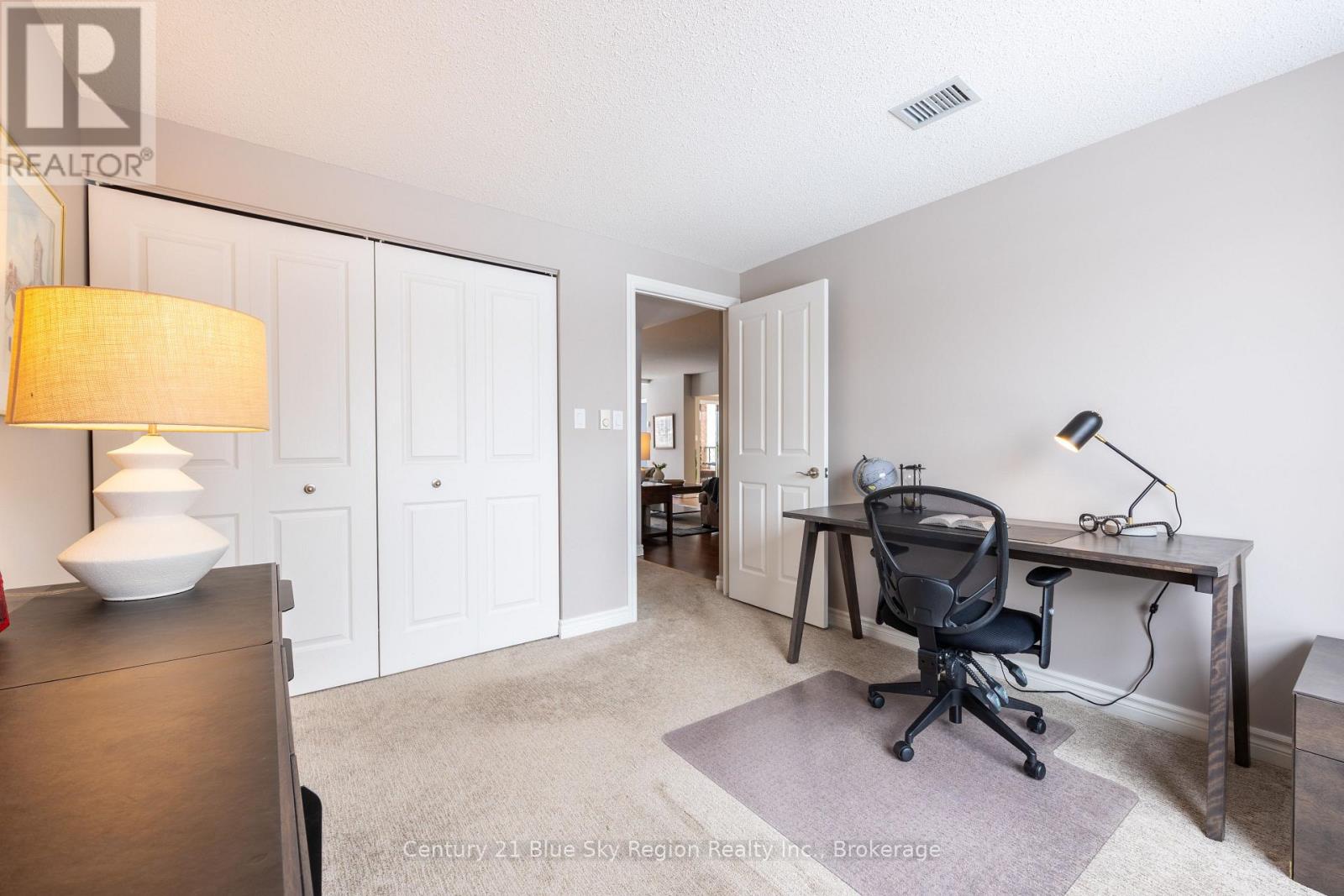 301 - 155 Timmins Street, North Bay (West End), Ontario  P1B 9K8 - Photo 22 - X12779332