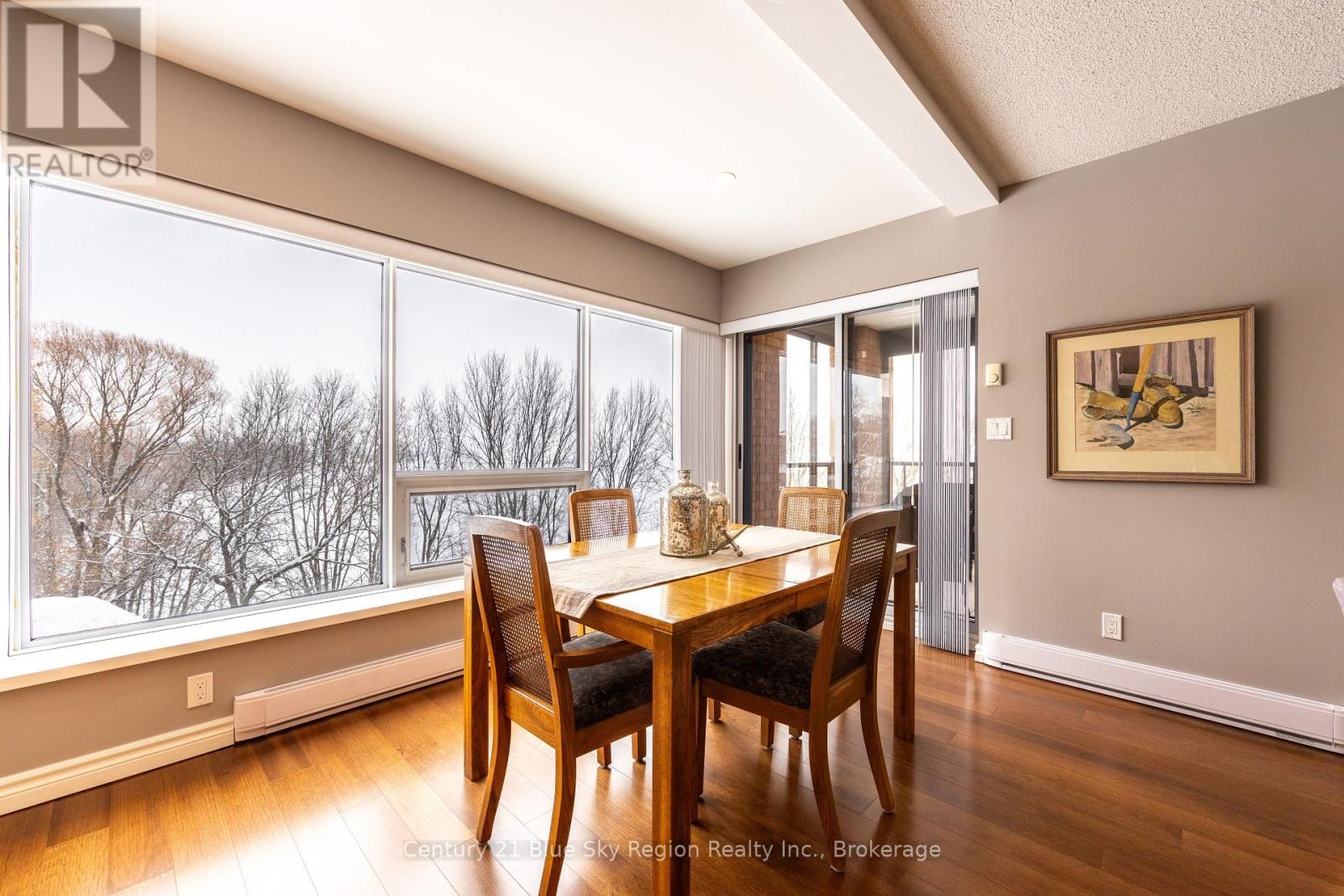 301 - 155 Timmins Street, North Bay (West End), Ontario  P1B 9K8 - Photo 8 - X12779332