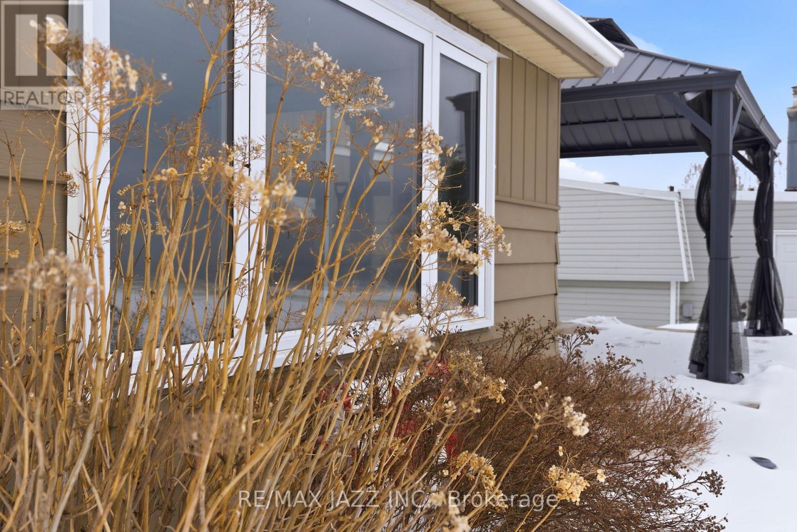 15 Bluffs Road, Clarington, Ontario  L1B 1A3 - Photo 50 - E12652248