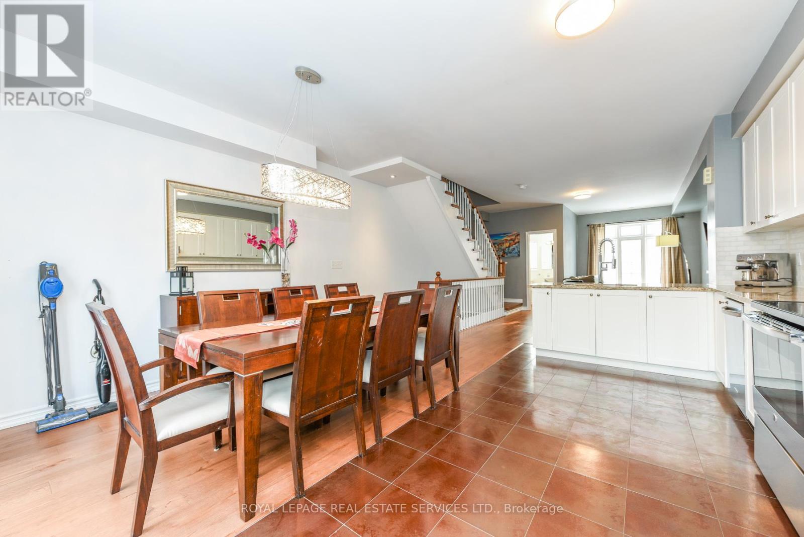 4 - 1131 Haig Boulevard, Mississauga, Ontario  L5E 2M6 - Photo 9 - W12779238