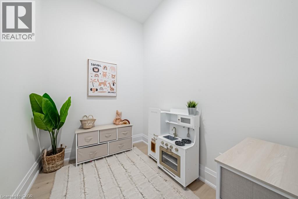 121 Fiddlers Green Road Unit# 2, Ancaster, Ontario  L9G 1W4 - Photo 15 - 40804276