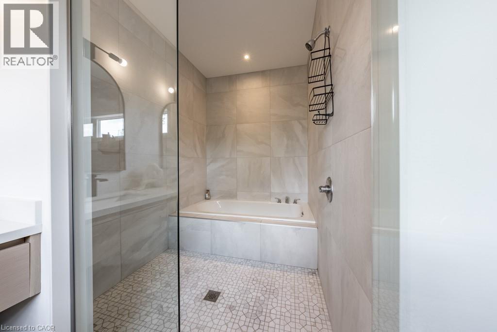 121 Fiddlers Green Road Unit# 2, Ancaster, Ontario  L9G 1W4 - Photo 24 - 40804276