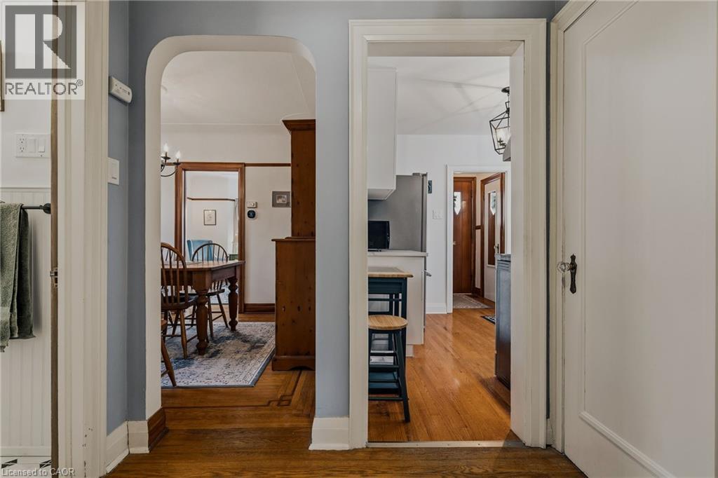 5 Alma Street, Dundas, Ontario  L9H 2C8 - Photo 19 - 40804132