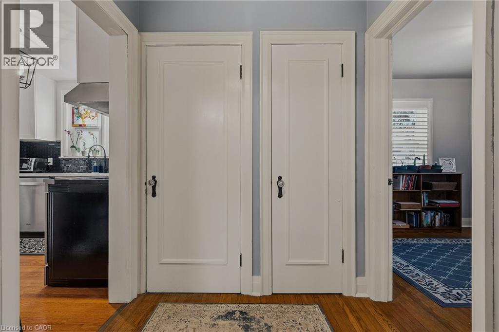 5 Alma Street, Dundas, Ontario  L9H 2C8 - Photo 27 - 40804132