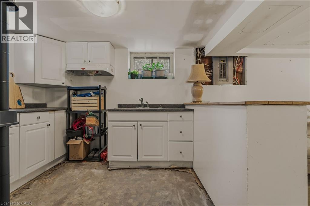 5 Alma Street, Dundas, Ontario  L9H 2C8 - Photo 29 - 40804132