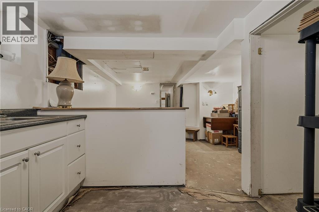 5 Alma Street, Dundas, Ontario  L9H 2C8 - Photo 31 - 40804132