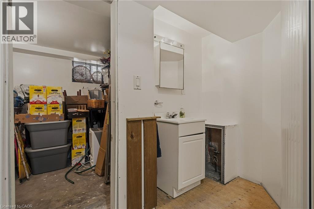 5 Alma Street, Dundas, Ontario  L9H 2C8 - Photo 36 - 40804132