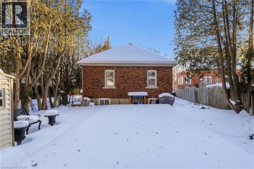 5 Alma Street, Dundas, Ontario  L9H 2C8 - Photo 42 - 40804132