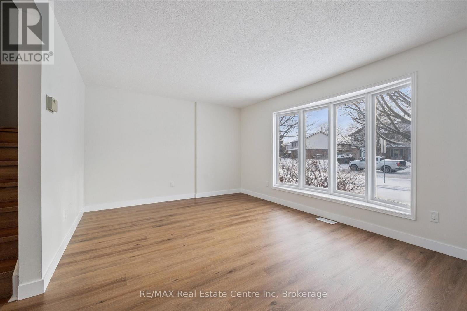 896 Elgin Street N, Cambridge, Ontario  N1R 8C4 - Photo 12 - X12779376