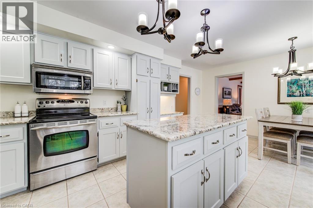 454 Kingsford Place, Waterloo, Ontario  N2T 1K9 - Photo 15 - 40798205