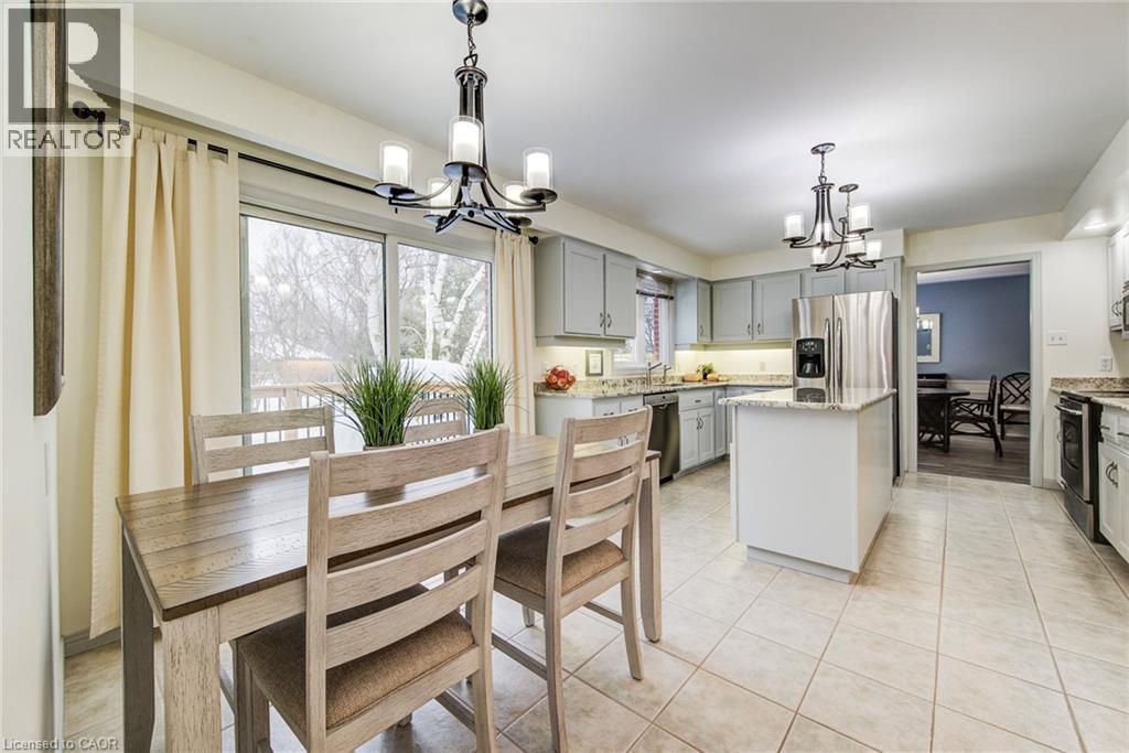 454 Kingsford Place, Waterloo, Ontario  N2T 1K9 - Photo 18 - 40798205