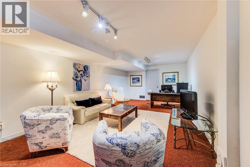 454 Kingsford Place, Waterloo, Ontario  N2T 1K9 - Photo 33 - 40798205