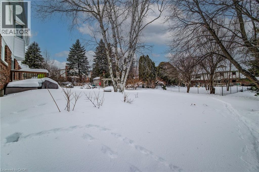 454 Kingsford Place, Waterloo, Ontario  N2T 1K9 - Photo 43 - 40798205