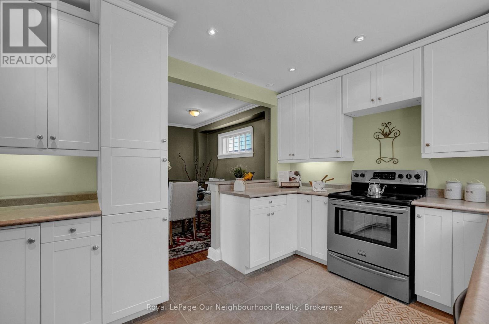 100 Buckingham Avenue, Oshawa (O'neill), Ontario  L1G 2K5 - Photo 14 - E12779328