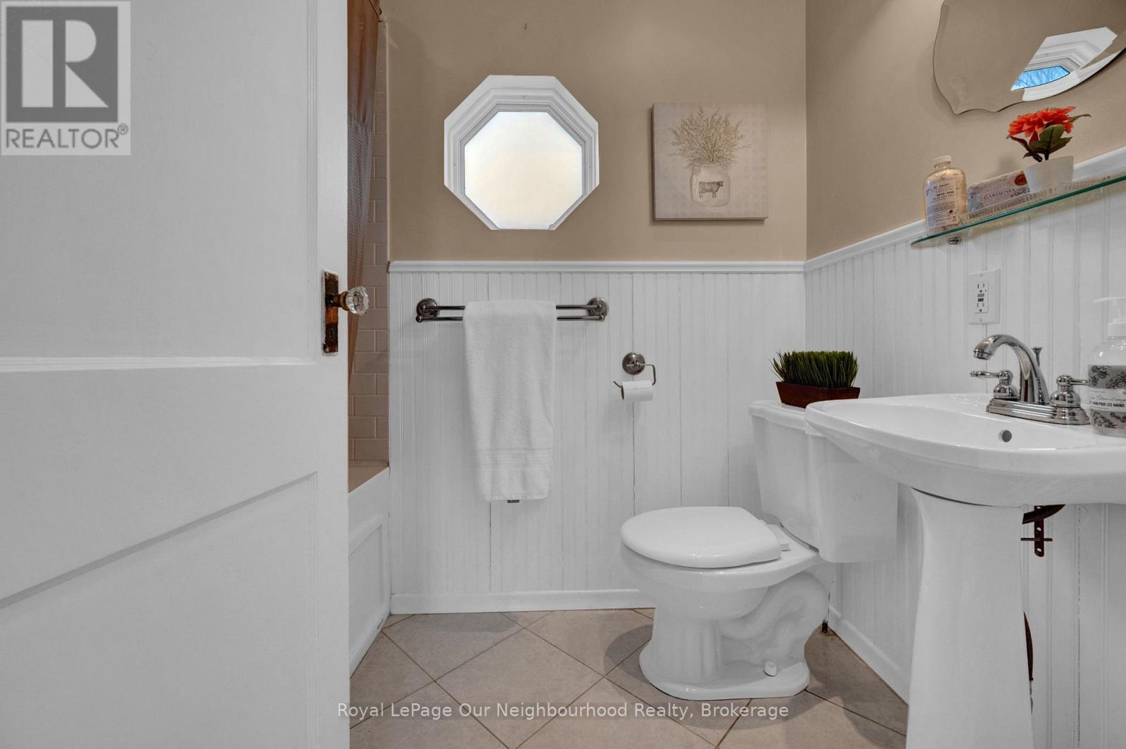 100 Buckingham Avenue, Oshawa (O'neill), Ontario  L1G 2K5 - Photo 25 - E12779328