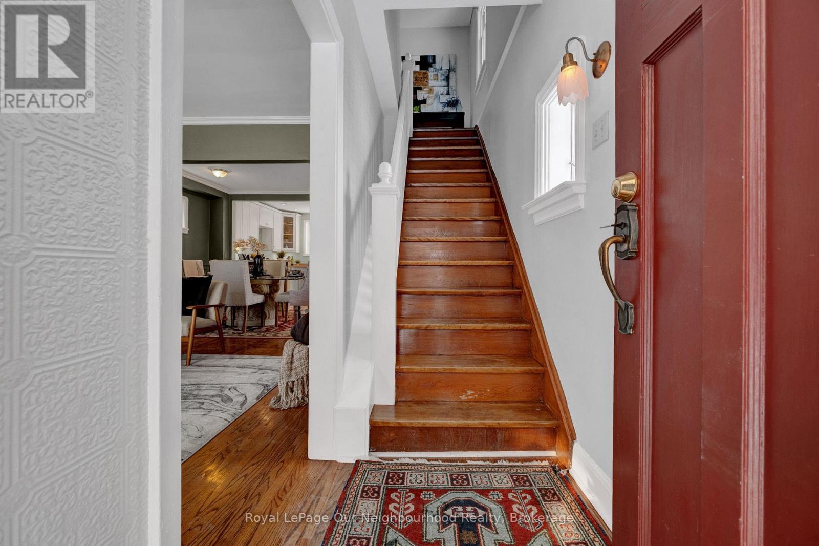 100 Buckingham Avenue, Oshawa (O'neill), Ontario  L1G 2K5 - Photo 3 - E12779328