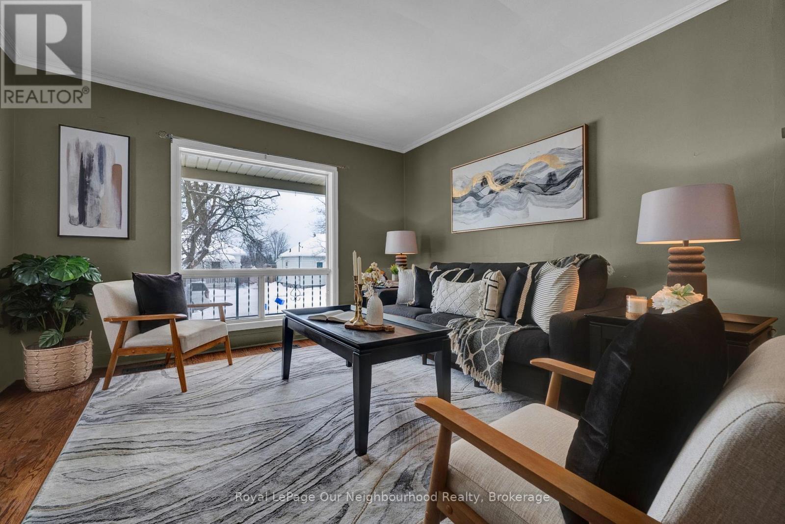 100 Buckingham Avenue, Oshawa (O'neill), Ontario  L1G 2K5 - Photo 6 - E12779328