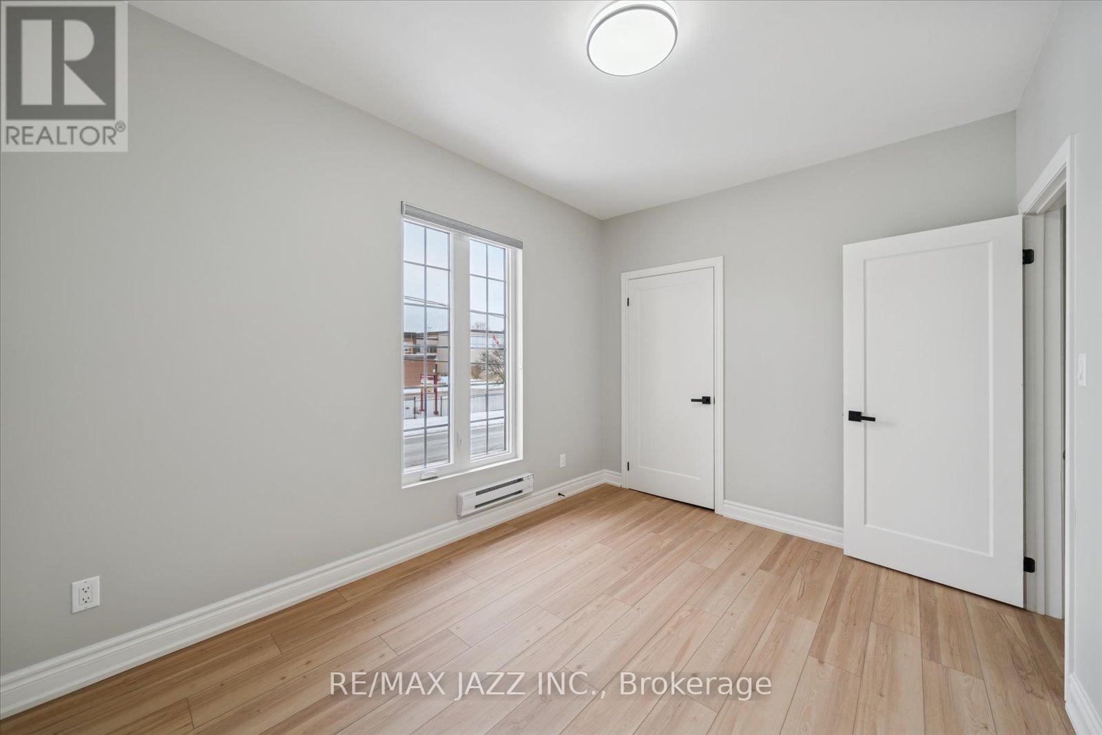 201 - 251 Simcoe Street S, Oshawa, Ontario  L1H 4H3 - Photo 11 - E12779346