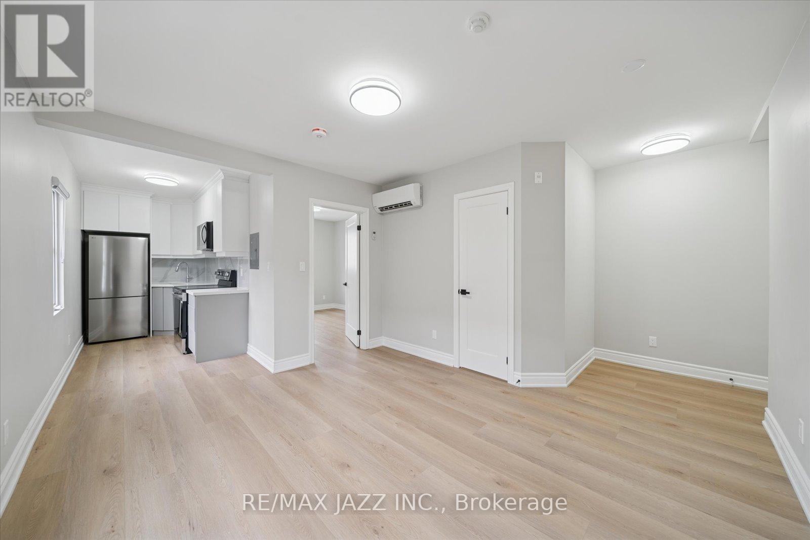 104 - 251 Simcoe Street S, Oshawa (Central), Ontario  L1H 4H3 - Photo 3 - E12779354