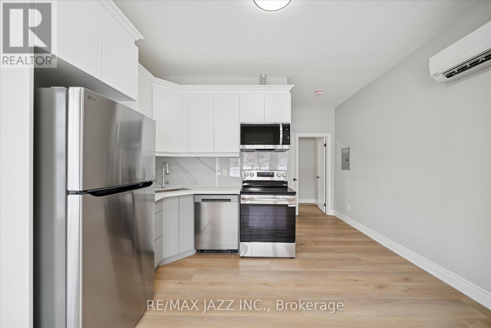 102 - 251 Simcoe Street S, Oshawa (Central), Ontario  L1H 4H3 - Photo 4 - E12779362