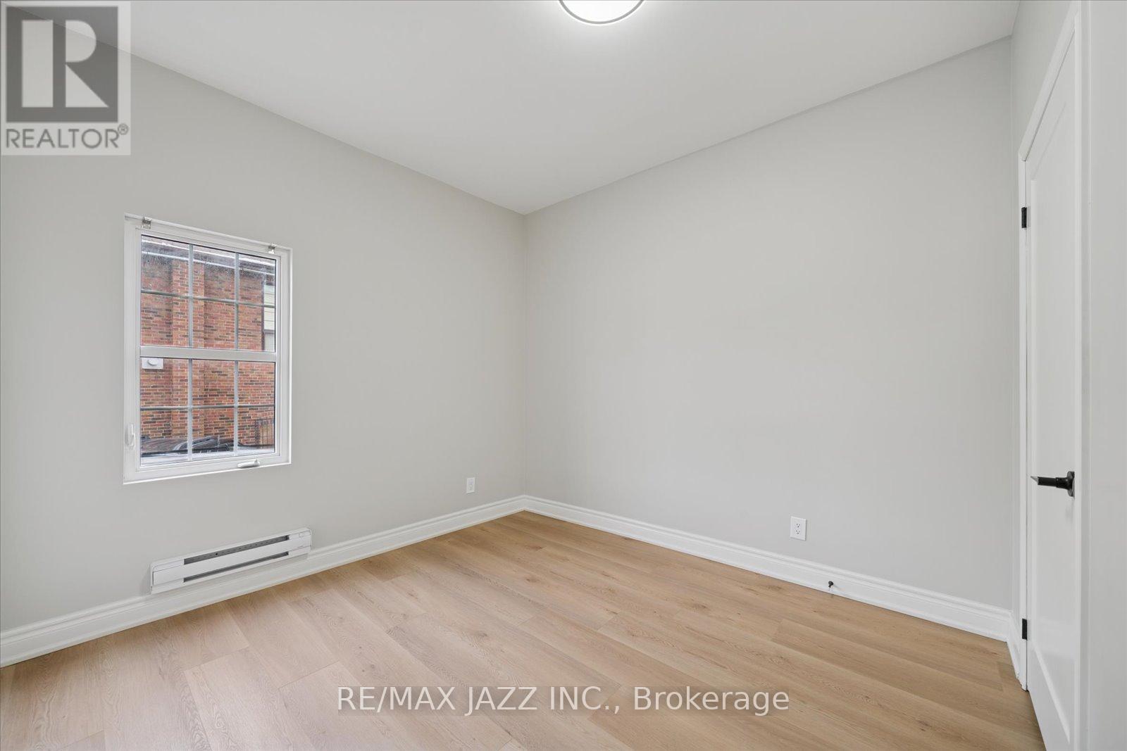 102 - 251 Simcoe Street S, Oshawa (Central), Ontario  L1H 4H3 - Photo 8 - E12779362