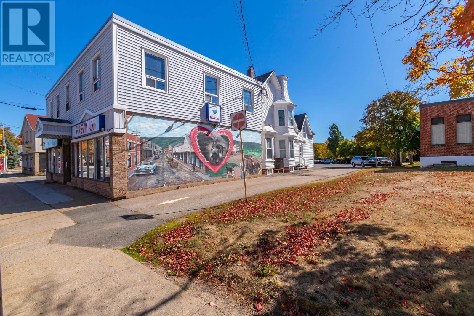 284 Main Street, Middleton, Nova Scotia  B0S 1P0 - Photo 3 - 202526548