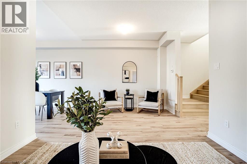 26 Bentgrass Drive, Welland, Ontario  L3B 0H3 - Photo 4 - 40804550