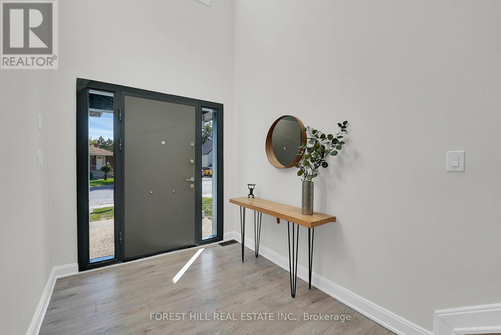 5515 Glenholme Avenue, Niagara Falls, Ontario  L2G 4X8 - Photo 3 - X12779430