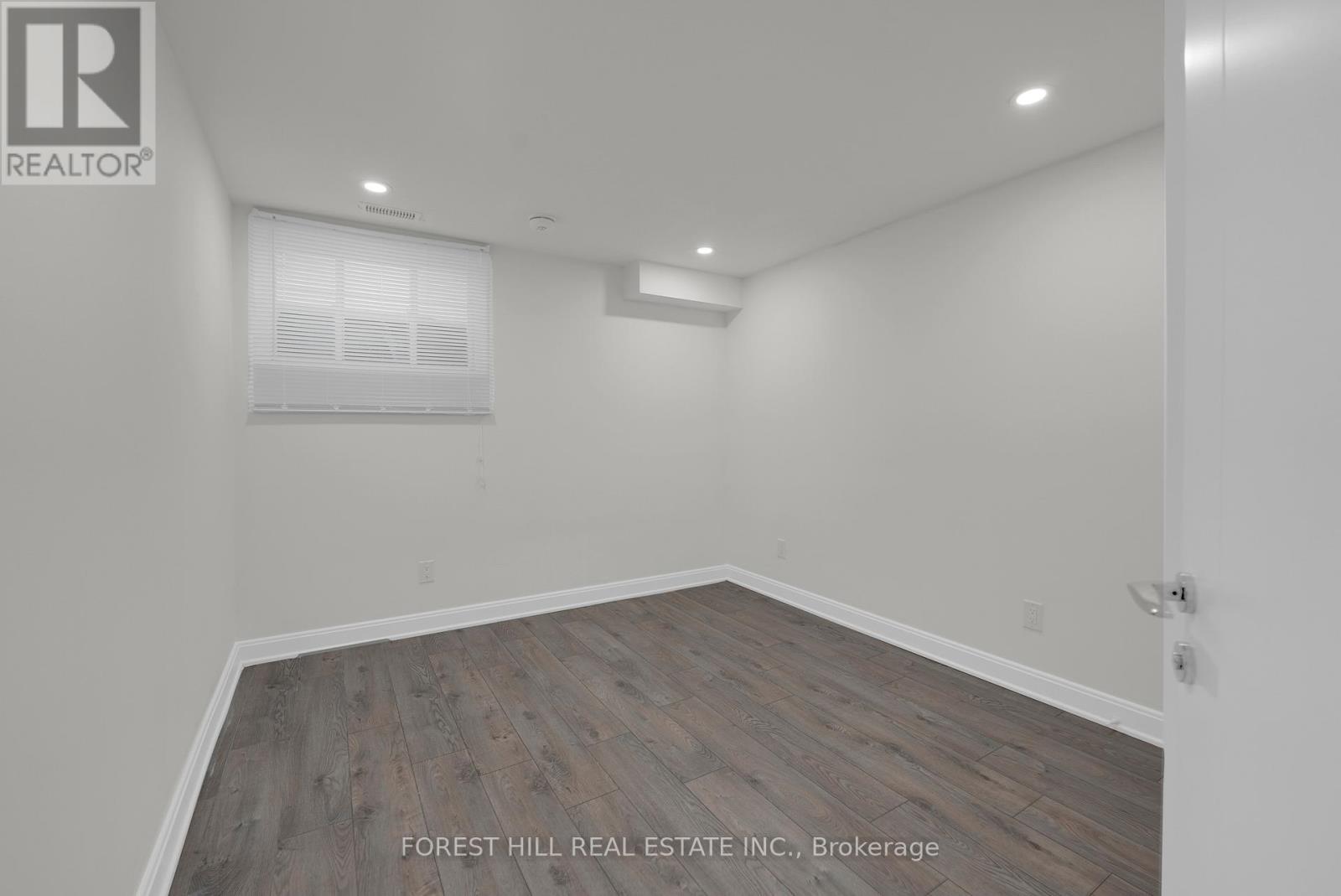 5515 Glenholme Avenue, Niagara Falls, Ontario  L2G 4X8 - Photo 35 - X12779430