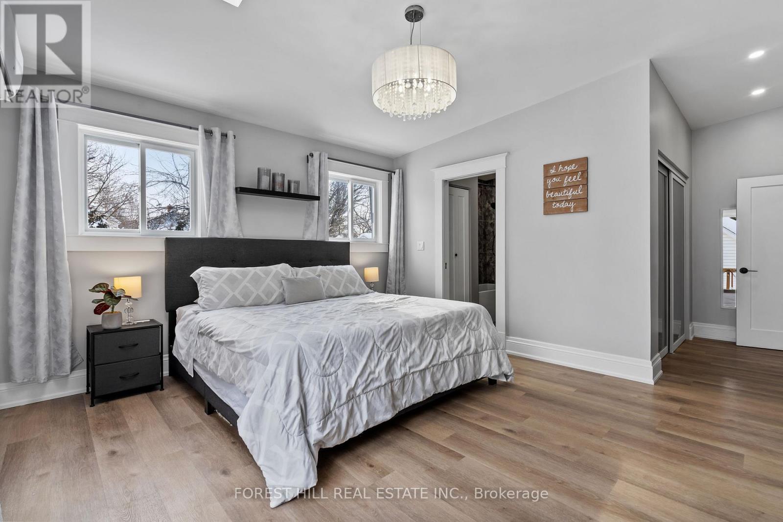 390 Glendale Avenue, St. Catharines, Ontario  L2T 1C2 - Photo 14 - X12779440