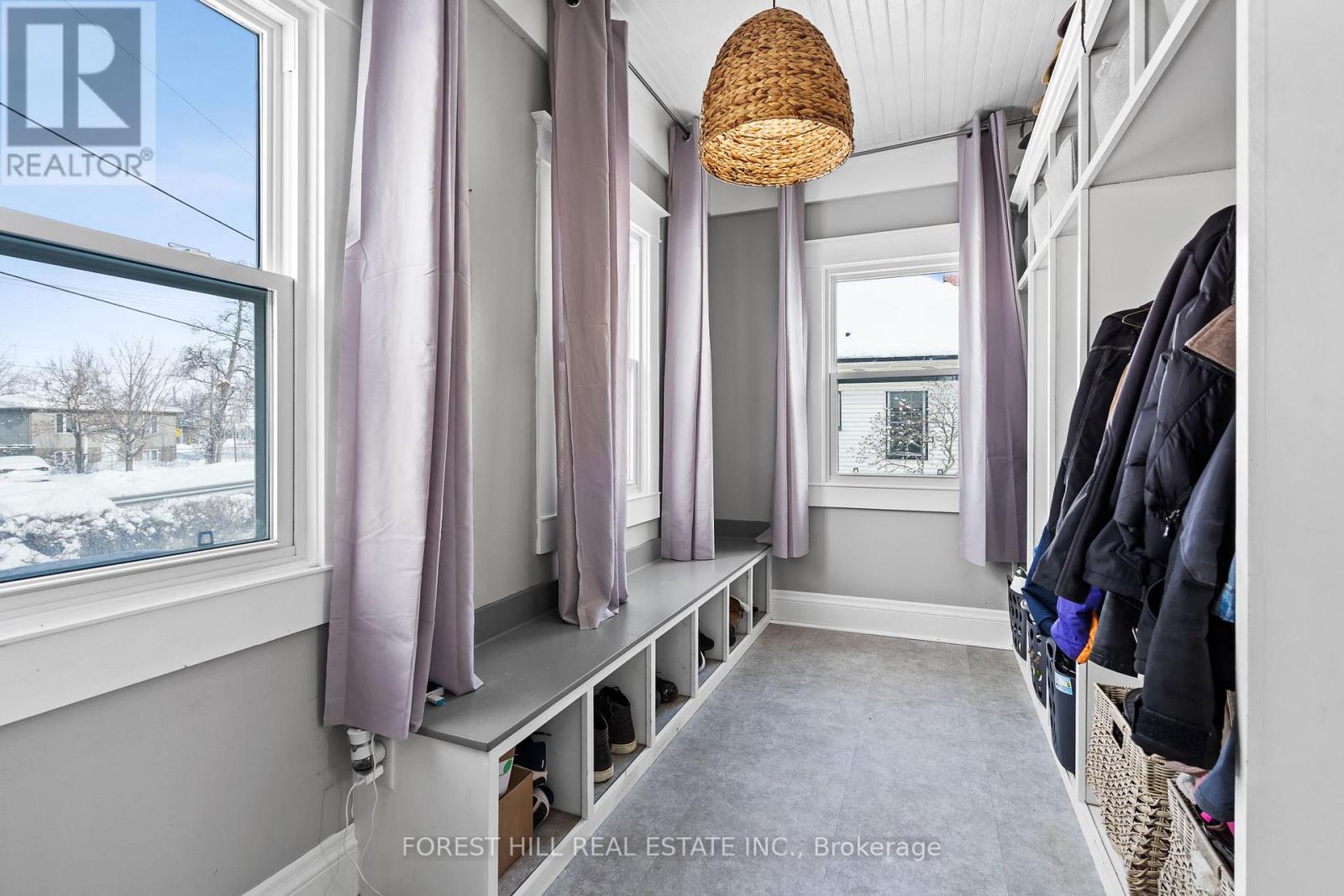 390 Glendale Avenue, St. Catharines, Ontario  L2T 1C2 - Photo 5 - X12779440