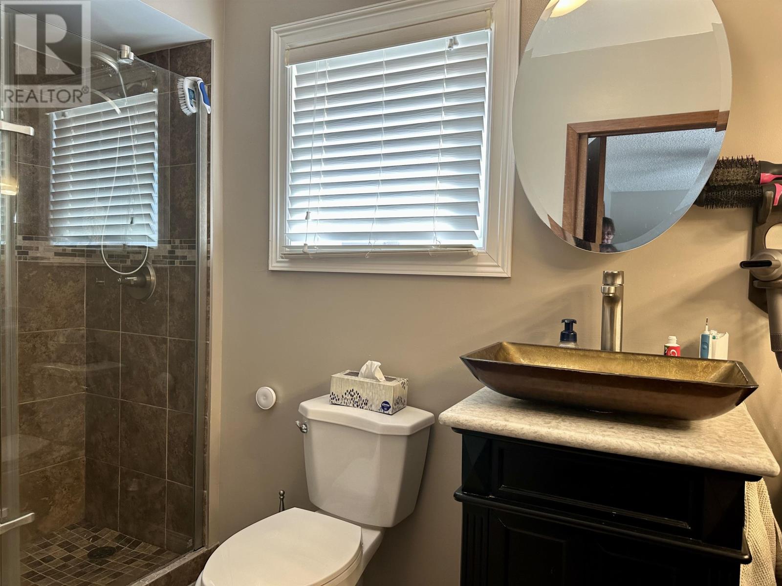 110 Oakwood Rd, Fort Frances, Ontario  P9A 3V3 - Photo 21 - TB2600217