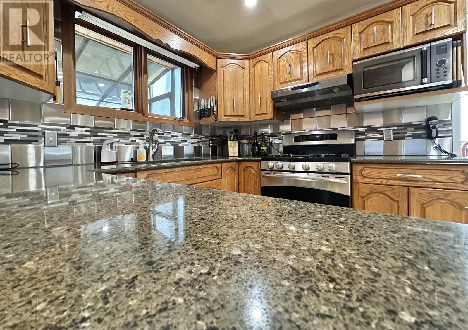 110 Oakwood Rd, Fort Frances, Ontario  P9A 3V3 - Photo 14 - TB2600217