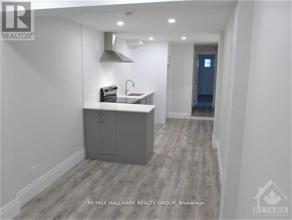 6 - 375 Mackay Street, Ottawa, Ontario  K1M 2C3 - Photo 4 - X12779454