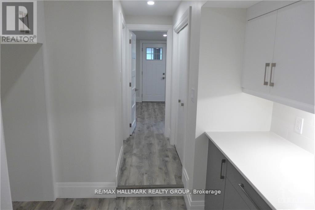 6 - 375 Mackay Street, Ottawa, Ontario  K1M 2C3 - Photo 8 - X12779454