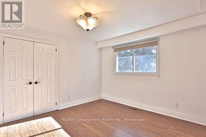 1336 Queen Victoria Avenue, Mississauga, Ontario  L5H 3H3 - Photo 32 - W12779448