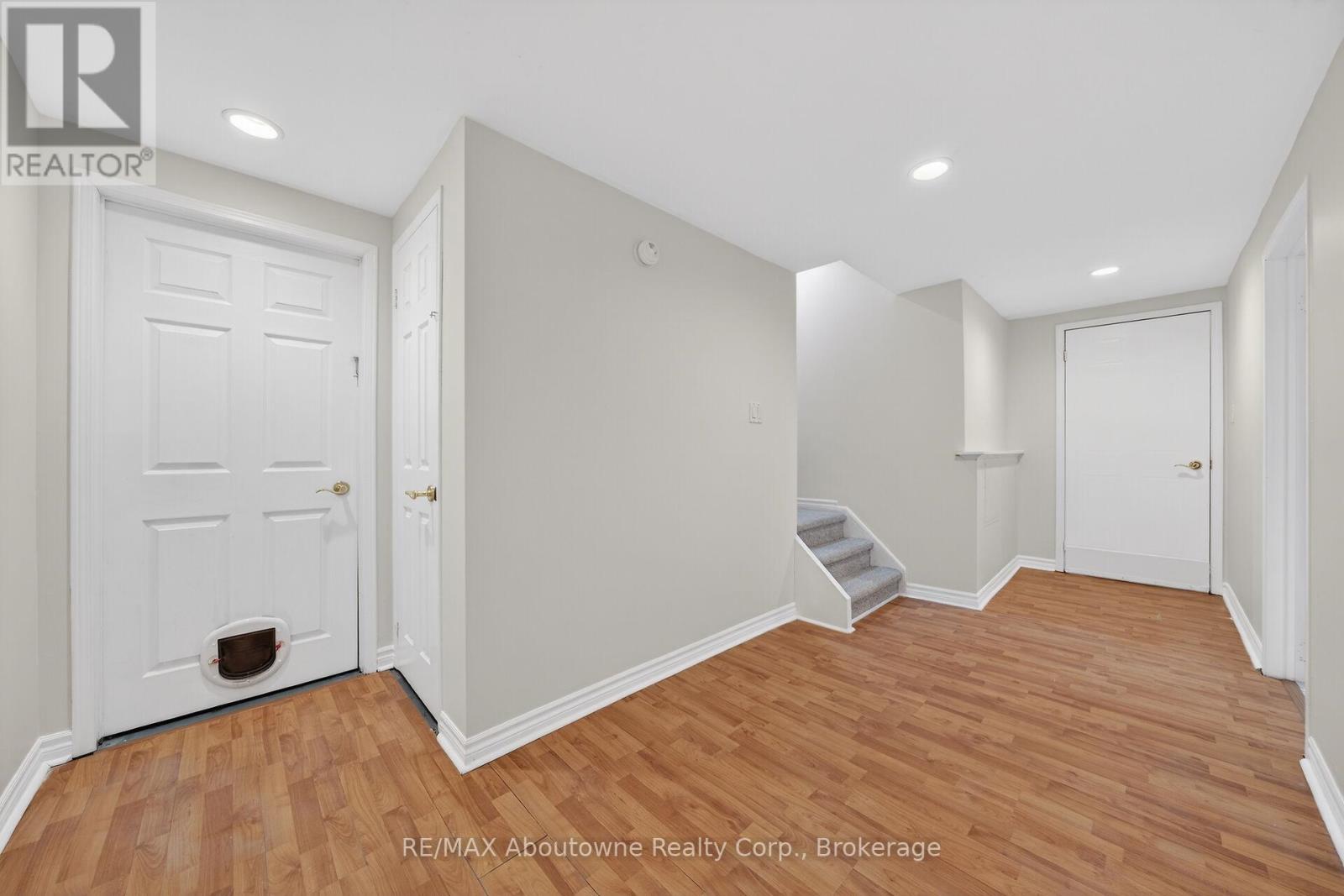 264 Richler Drive, Oakville, Ontario  L6H 5E4 - Photo 25 - W12779568